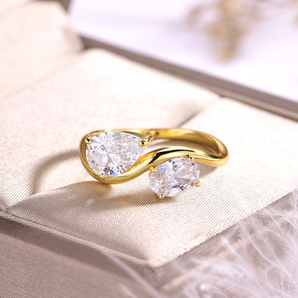 Planderful Moissanite Ring Sparkling Dual Stone For Women 2.5CT Pear Oval Drops S925 Gold Plated