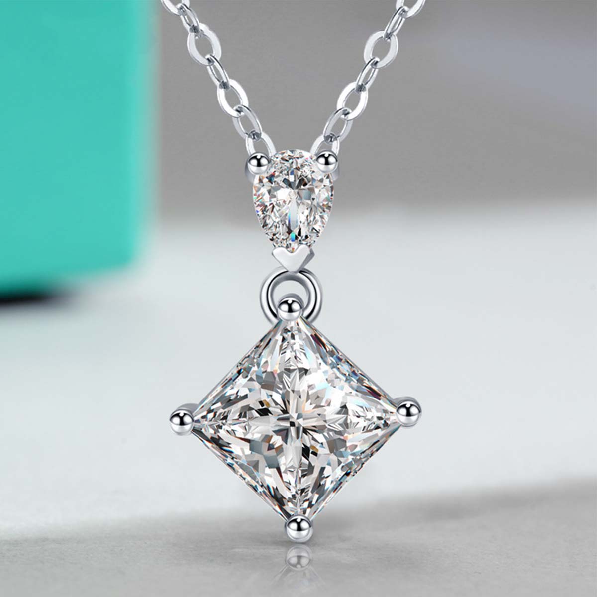 Planderful Shop 1.0ct Princess Cut Moissanite Pendant Glamorous Necklace S925 Silver Plated For Her