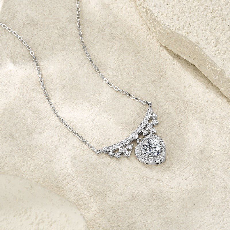 Planderful Moissanite Heart Pendant Necklace One Carat S925 Silver Plated Luxury For Her