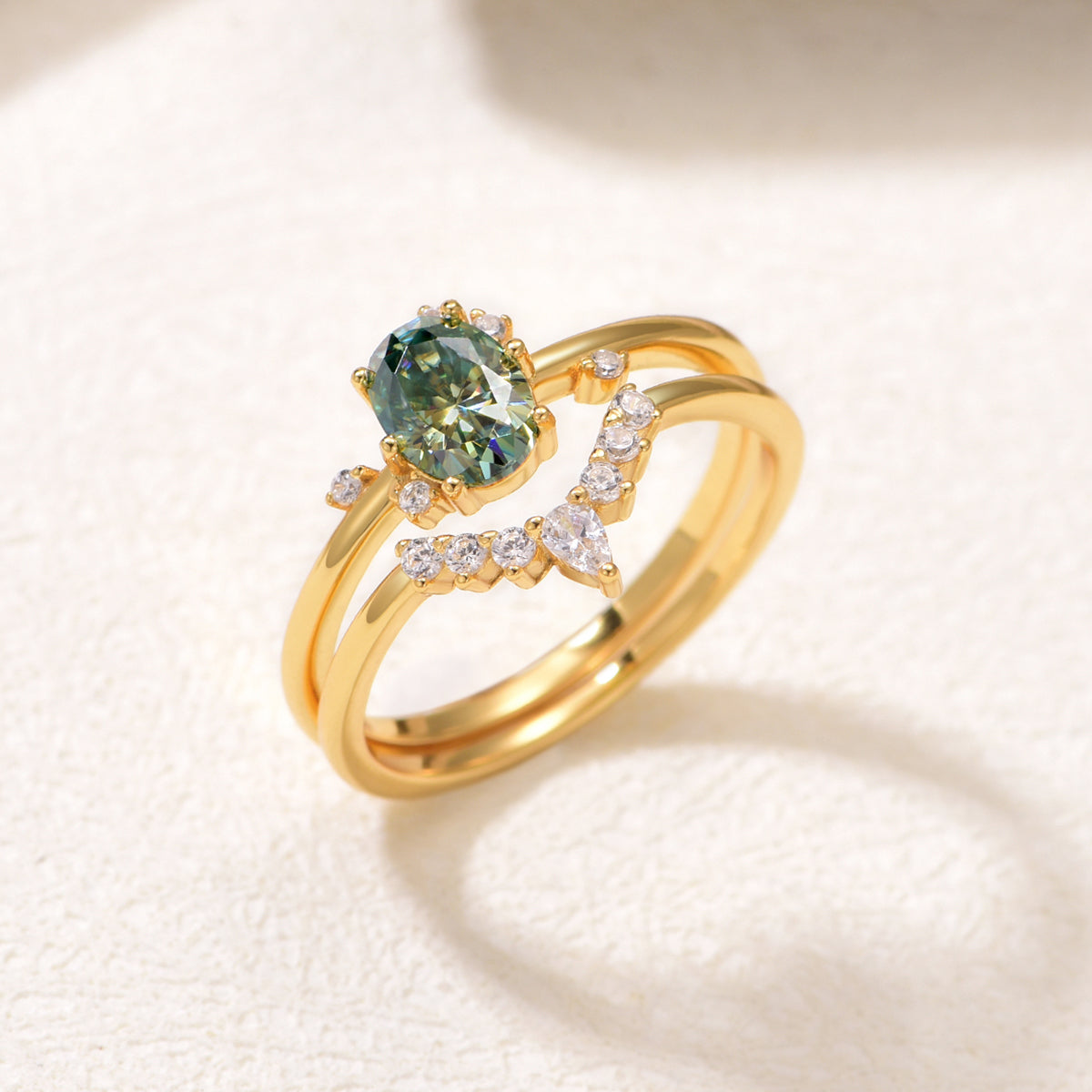 Planderful Moissanite Ring for Women Oval Blue Green 1Ct V Shaped Sparkling S925 Gold Plated