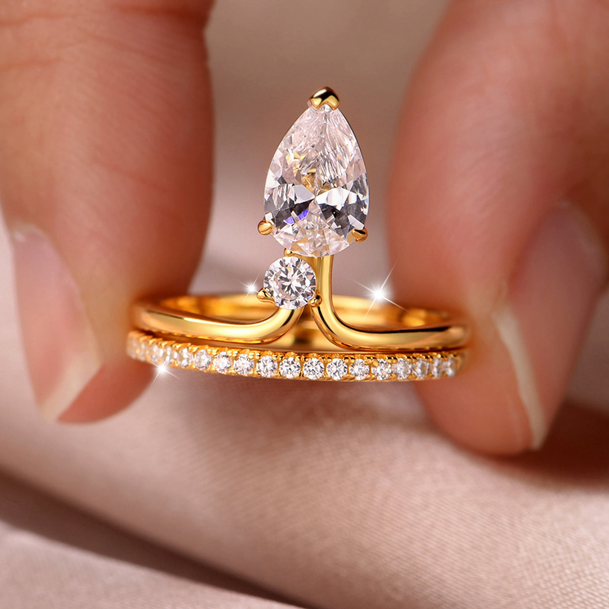 Planderful Moissanite Pear Ring S925 Gold Plated For Her