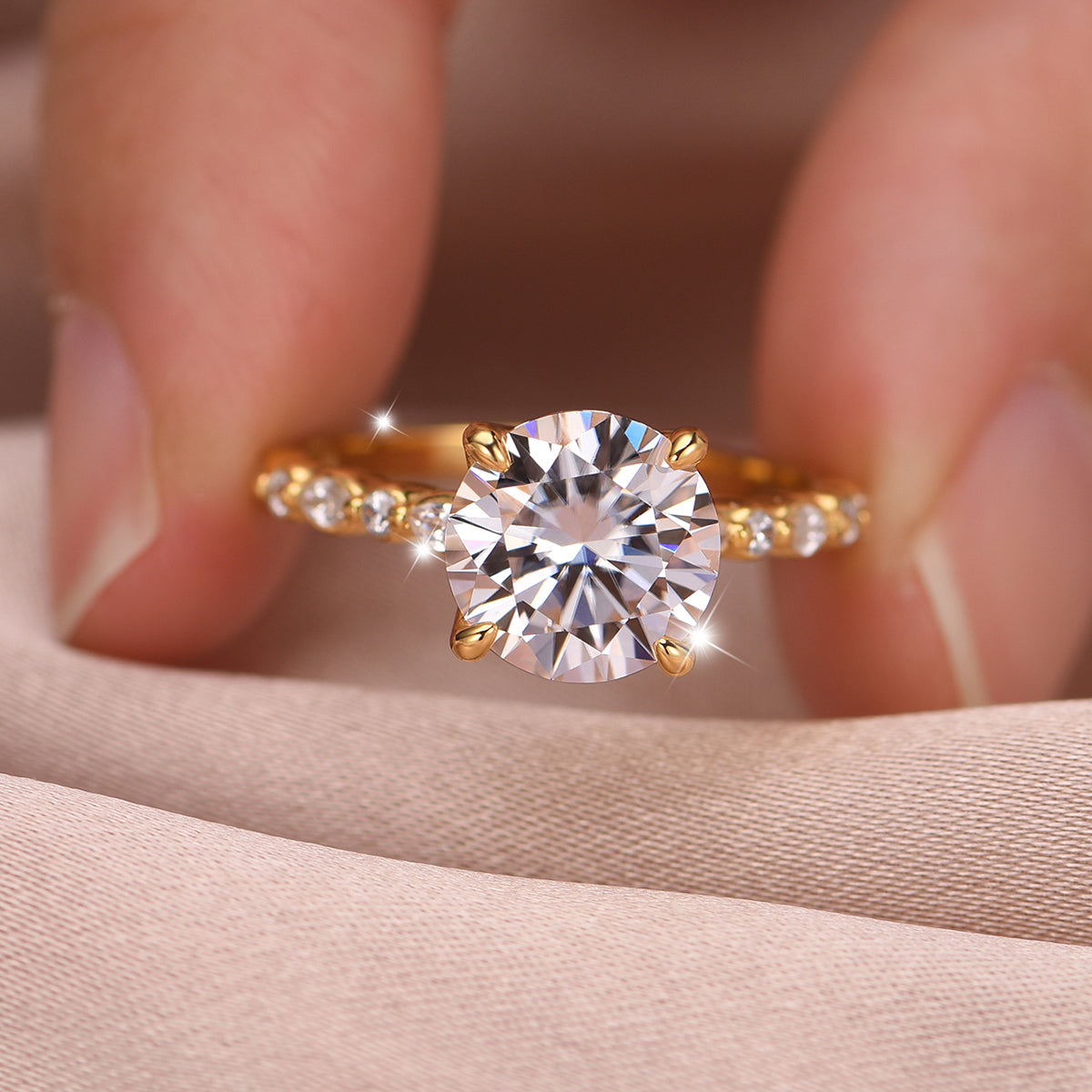 Planderful Moissanite Cathedral Ring 3.0Ct Round Main Stone S925 Silver Sparkling Bridal Gift