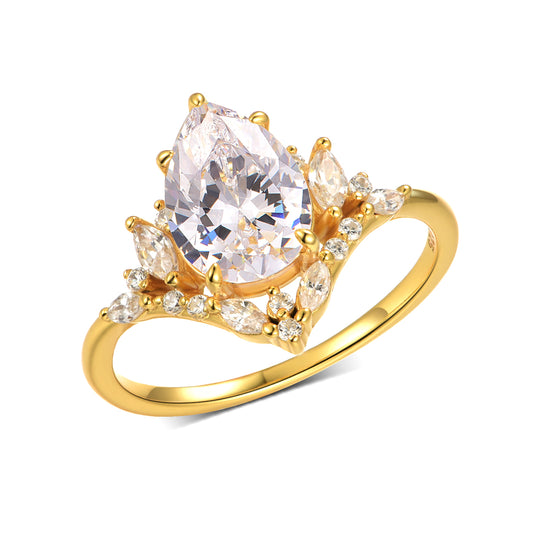 Planderful Moissanite Ring Pear Shaped 2 Ct Sparkling S925 Gold Plated Silver V Shaped Light Luxury For Her