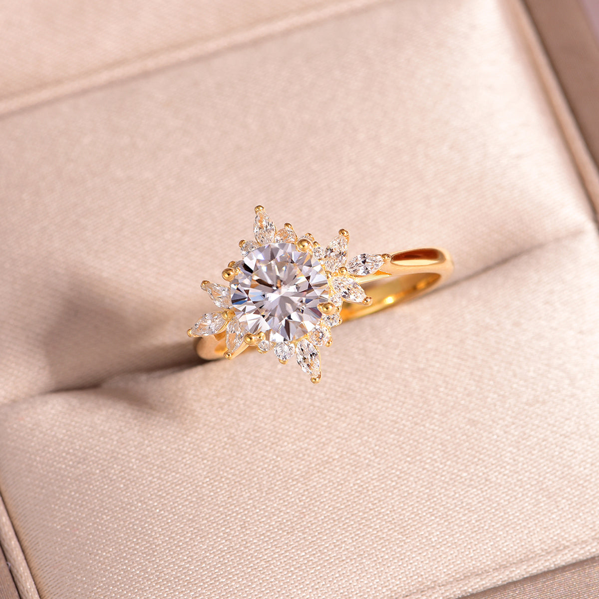 Planderful Moissanite Ring For Women 1.2CT Round Stone Flower Design S925 Gold Plated Jewelry Gift