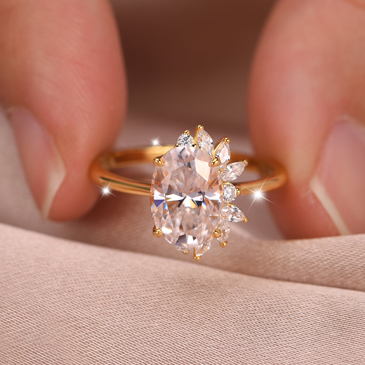 Planderful Women Moissanite Ring 2.5Ct Oval 10x7mm VVS3EX Sparkling Silver Plated Gold Luxurious