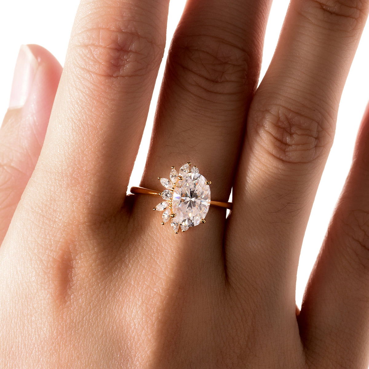 Planderful Women Moissanite Ring 2.5Ct Oval 10x7mm VVS3EX Sparkling Silver Plated Gold Luxurious