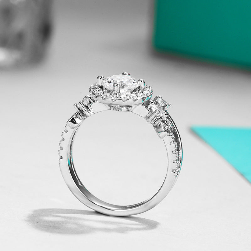 Planderful Sparkling Moissanite Ring For Women 1.0CT Round Main Stone S925 Silver Plated Double Layered