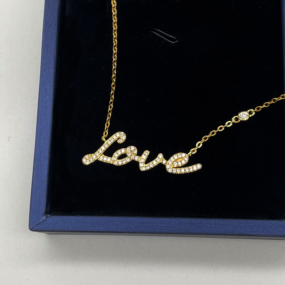 Planderful Moissanite Love Pendant 0.41ct Luxurious Gleaming S925 Silver Plated Necklace Gift For Her