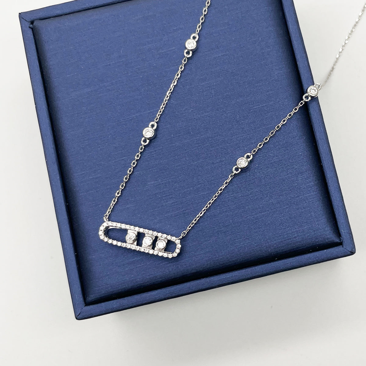 Planderful Moissanite Necklace Three Stone 0.36Ct Sparkling S925 Silver Plated Delicate Gift For Her