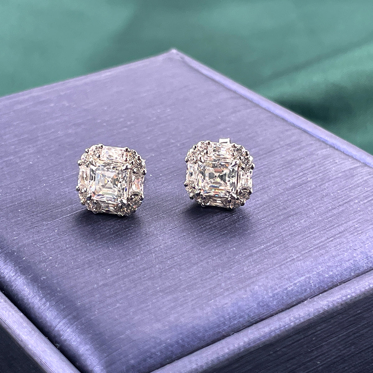 Planderful Sparkling Asscher Cut Moissanite Stud Earrings 2.0ct Main Stone S925 Silver Plated For Women