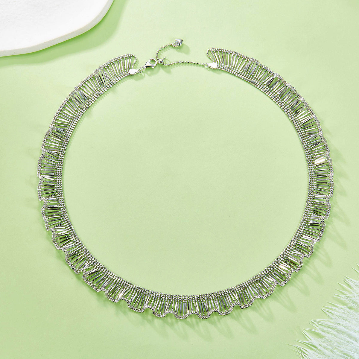 Planderful S925 Silver Gold Plated Necklace With Luxurious Ruffle Edge Italian Lace Design For Elegant Women