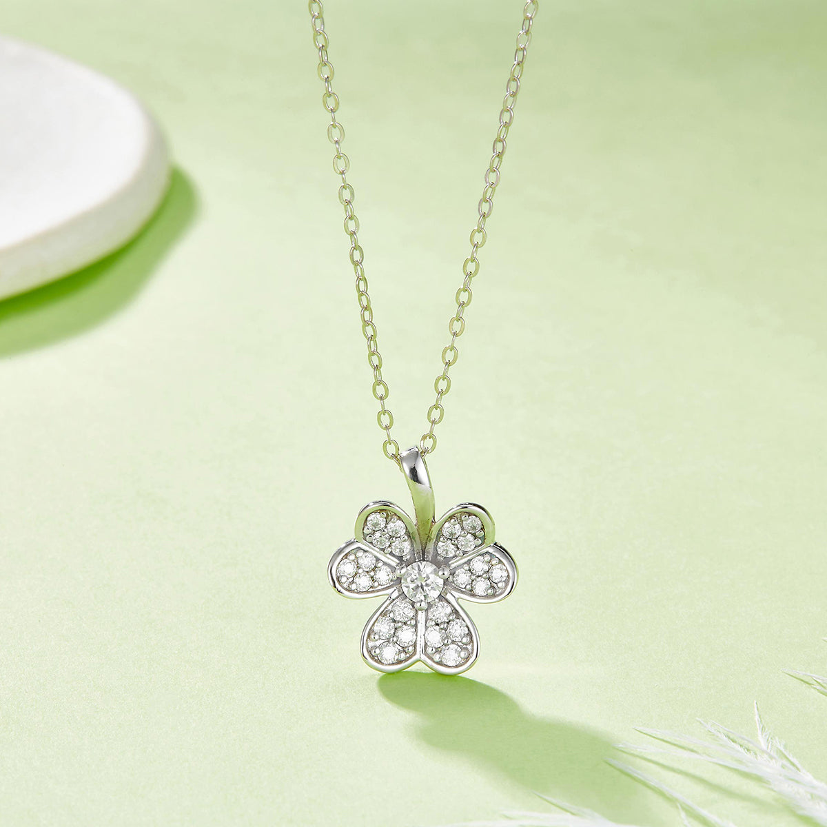 Planderful Sparkling Moissanite Clover Necklace Earrings Set 0.38ct S925 Silver Plated Gift For Her