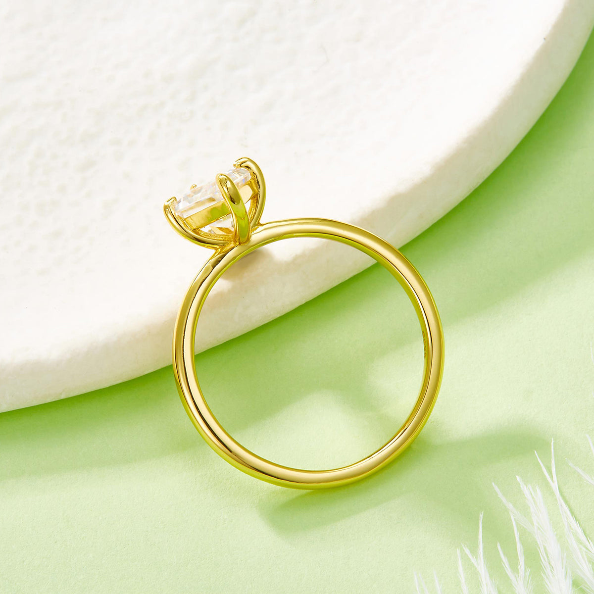 Planderful Moissanite Solitaire Ring 2Ct Diamond Shaped S925 Silver Gold Plated For Women