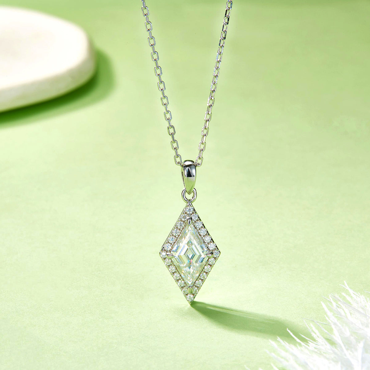 Planderful Radiant Moissanite Pendant 2CT Halo Necklace 12x7mm S925 Silver Plated For Her Gift