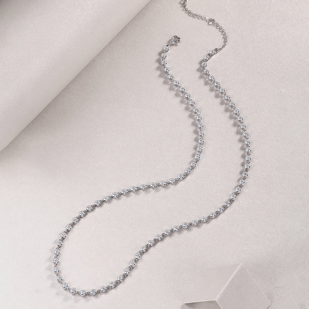 Planderful Moissanite S925 Silver Necklace 2.37Ct Round Bubble Sparkle For Women