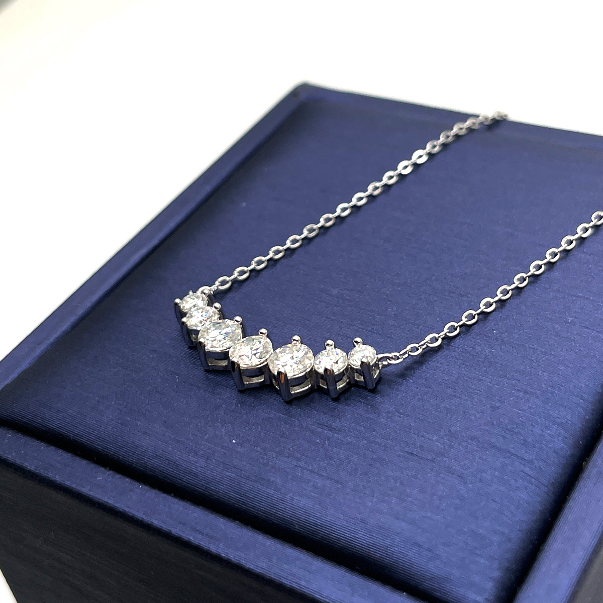 Planderful Moissanite Pendant Necklace 1.23CT S925 Silver Plated Sparkling Collarbone Jewelry For Her