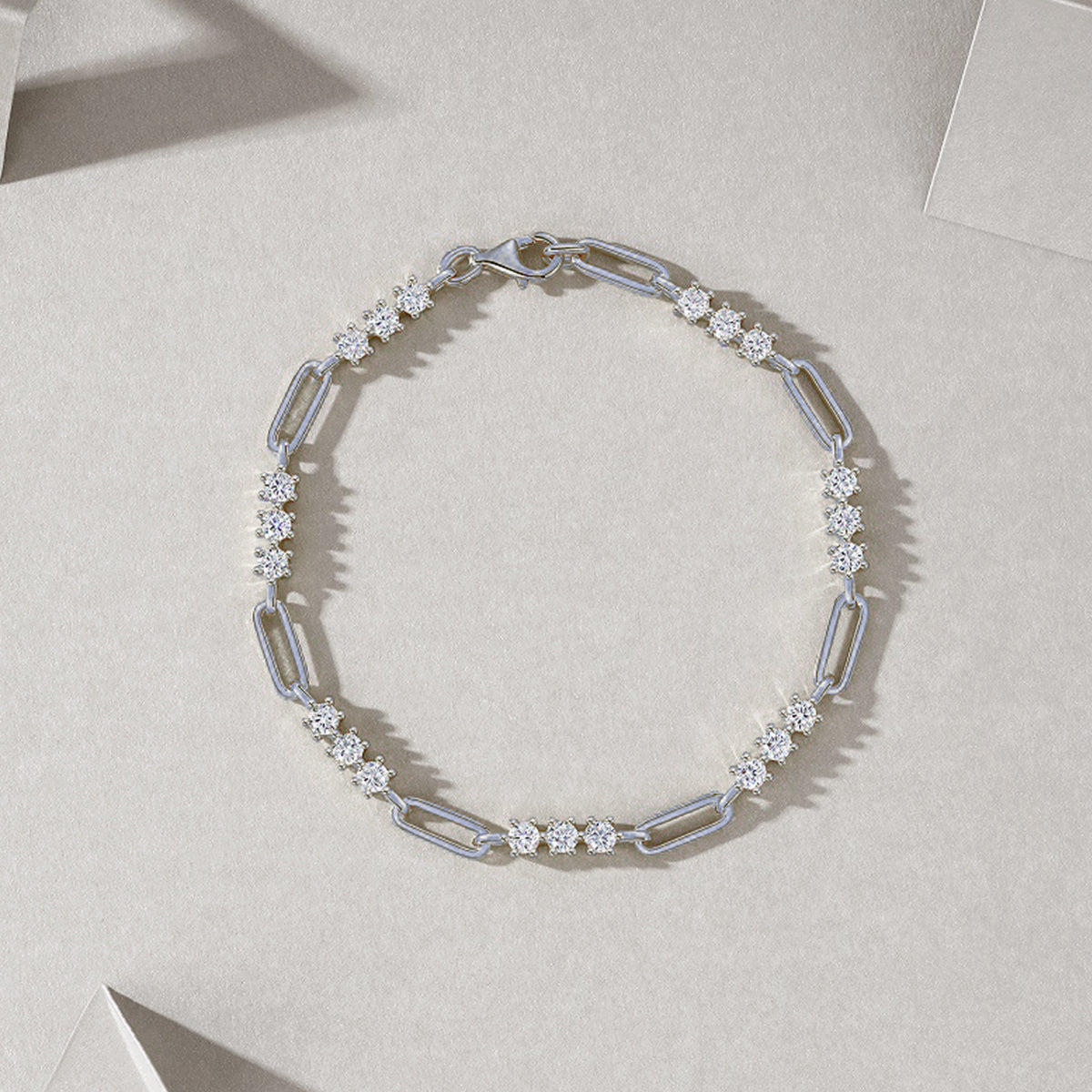 Planderful Moissanite Sparkling Bracelet Two Point One Carat S925 Silver Plated Geometric Buckle For Her