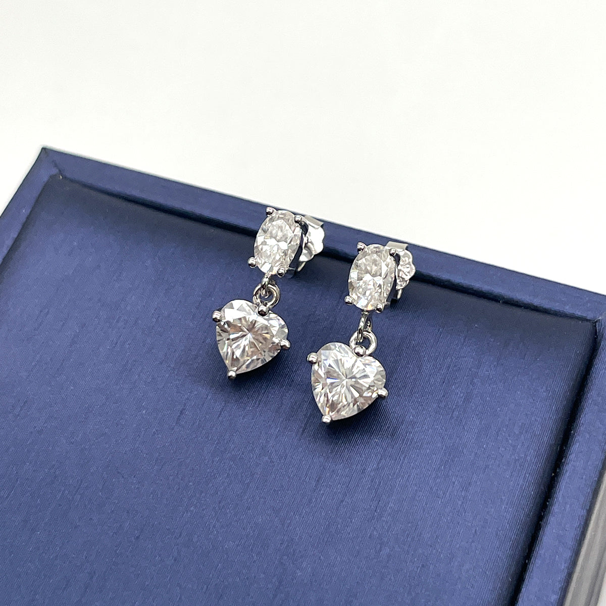 Planderful Moissanite Earrings 3.0Ct Heart Sparkling Her