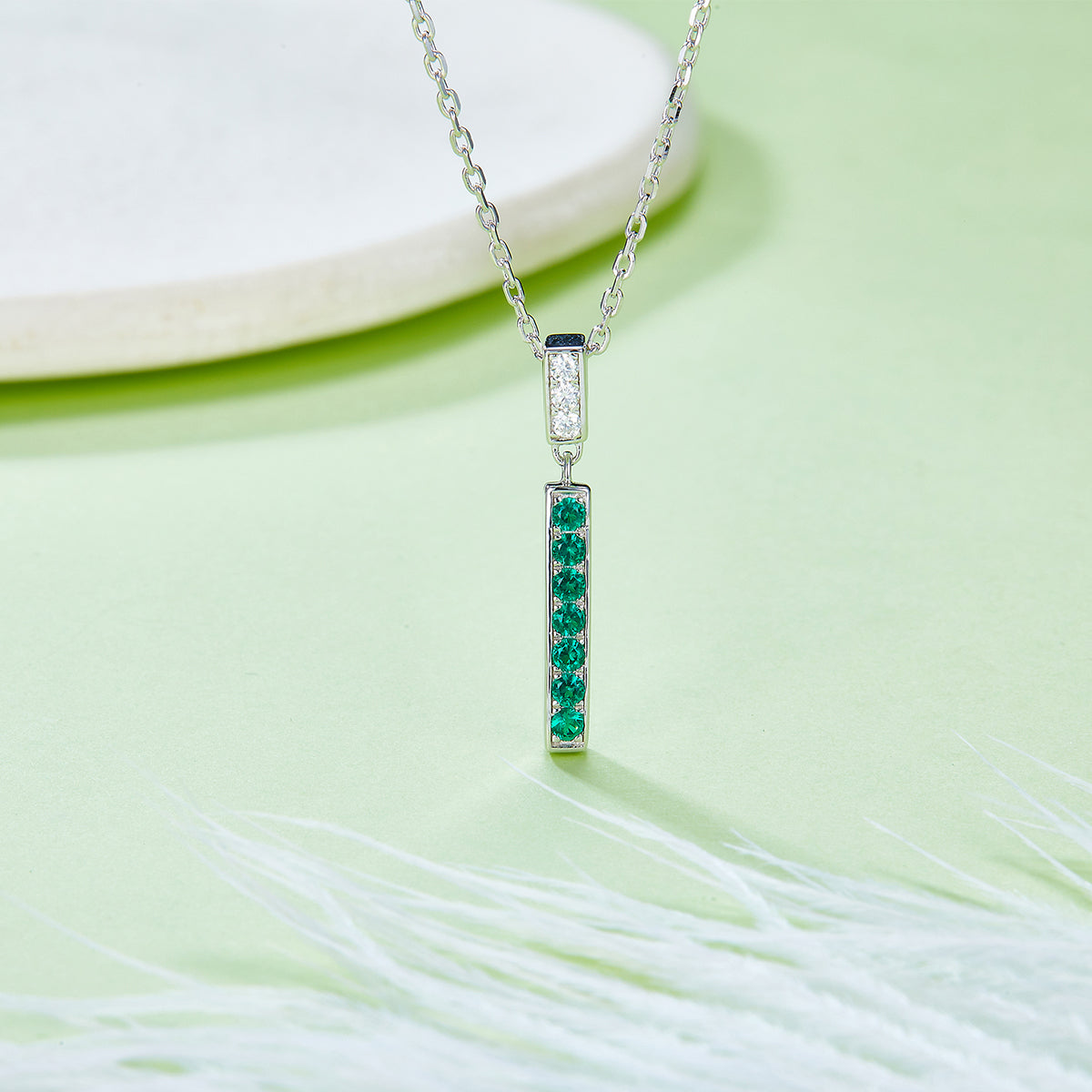Planderful Moissanite Necklace Emerald Green Bar Pendant 0.045ct DVVS3EX Sparkling Gift For Her