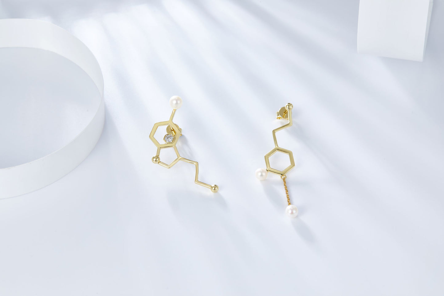 Golden Molecule Structure Shape Enamel Earrings for Women