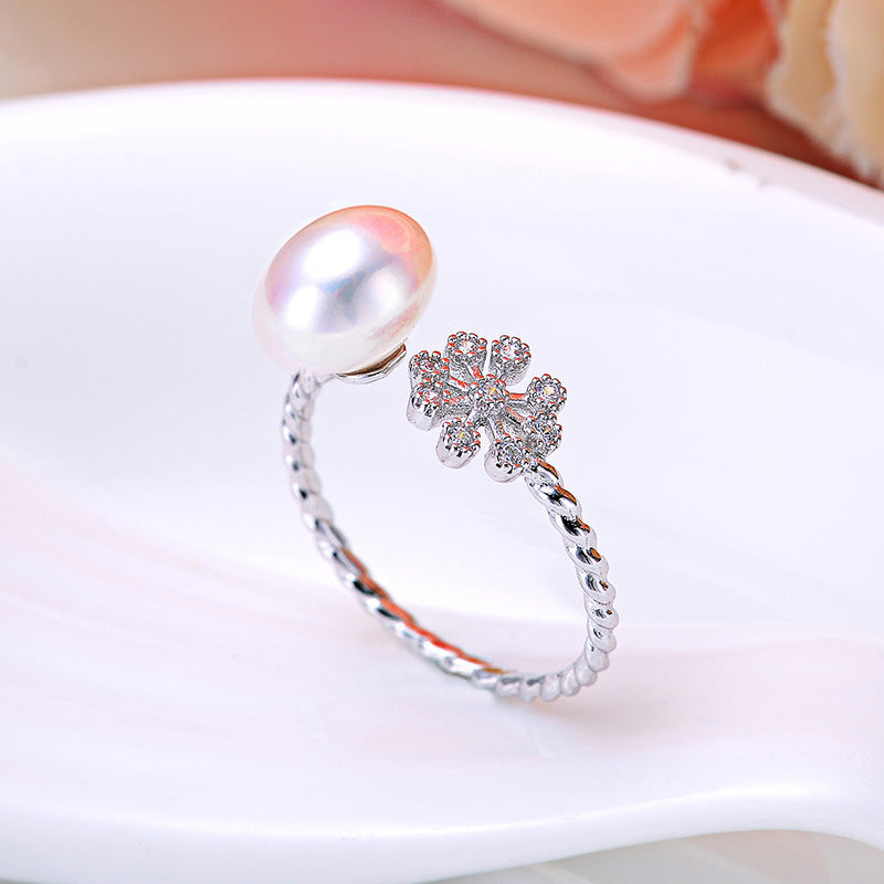 Snowflake with Pearl Opening Twist Silver Ring
