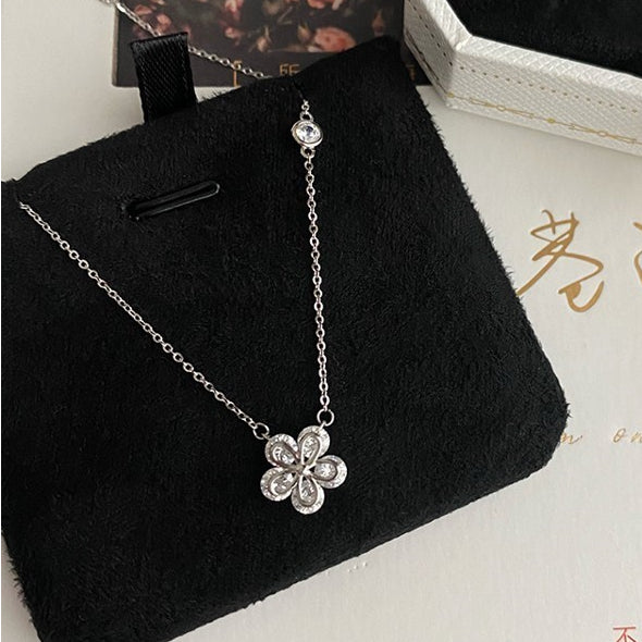 Zircon Little Flower Silver Necklace for Women