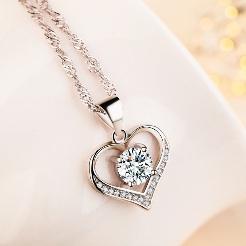 (Pendant Only) Valentine's Day Gift Round Zircon Heart-shaped Silver Pendant for Women
