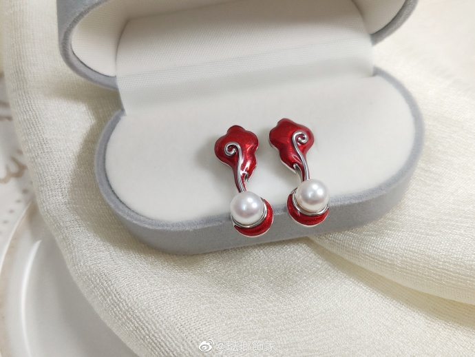 Red Ornamental Sceptre Enamel with Pearl Silver Drop Earrings for Women