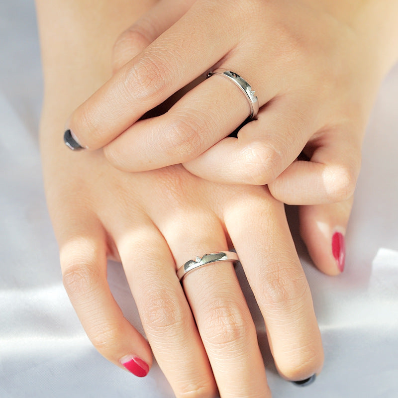 V-shape Round Zircon Silver Couple Ring