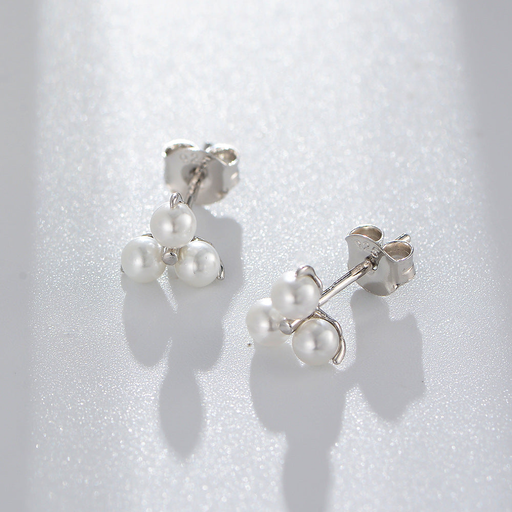 Daily Style Pearl Silver Studs Earrings for Women