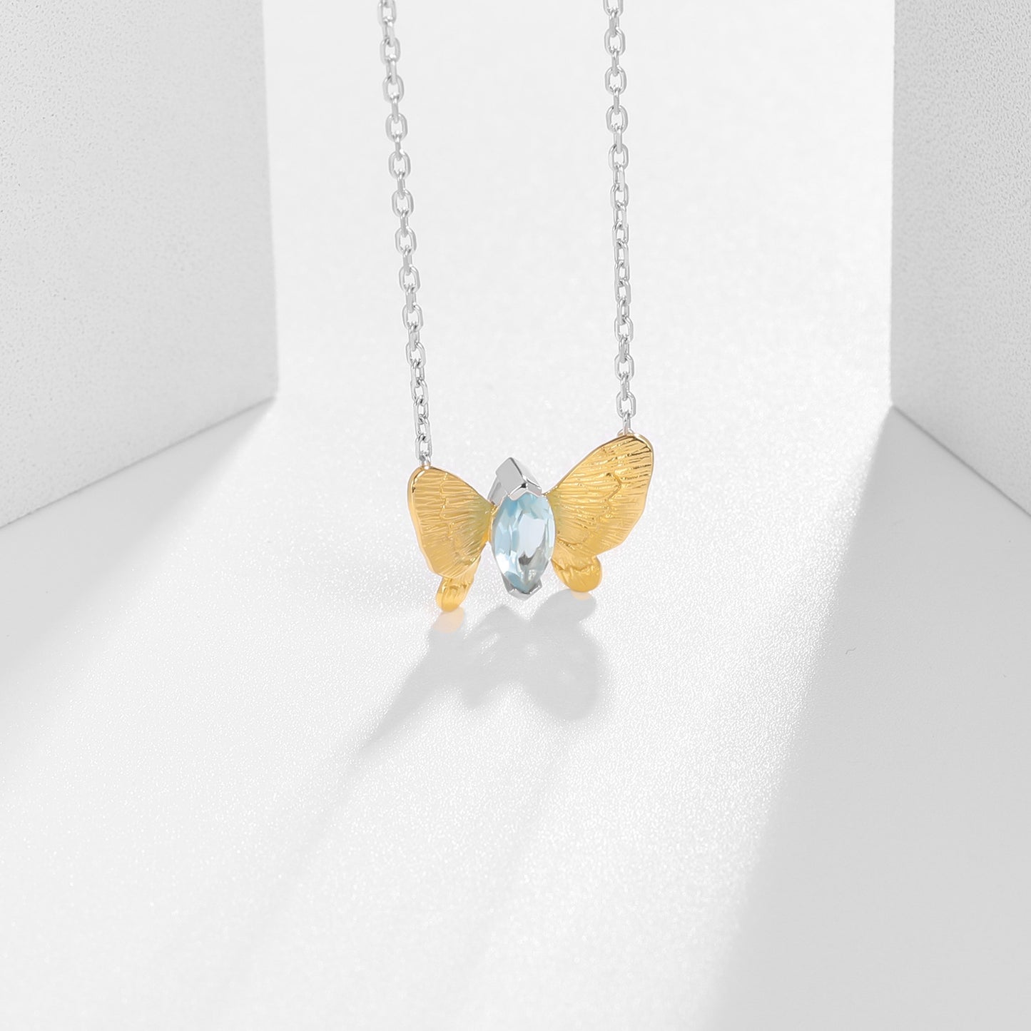 Gold Colour Simple Design Natural Gemstone Butterfly Pendant Silver Necklace for Women