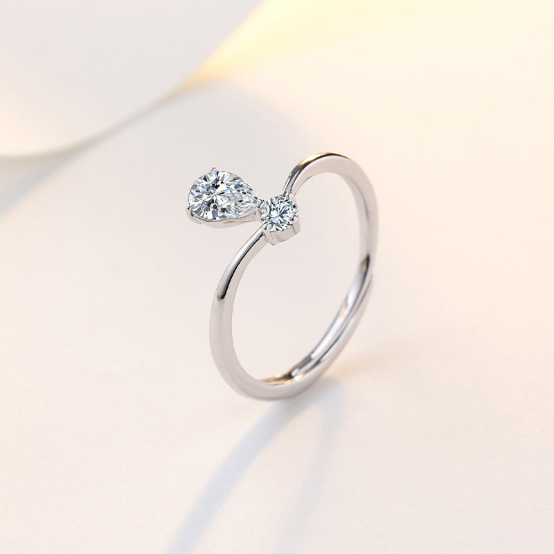 Pear Drop and Round Zircon V-Shape Silver Ring