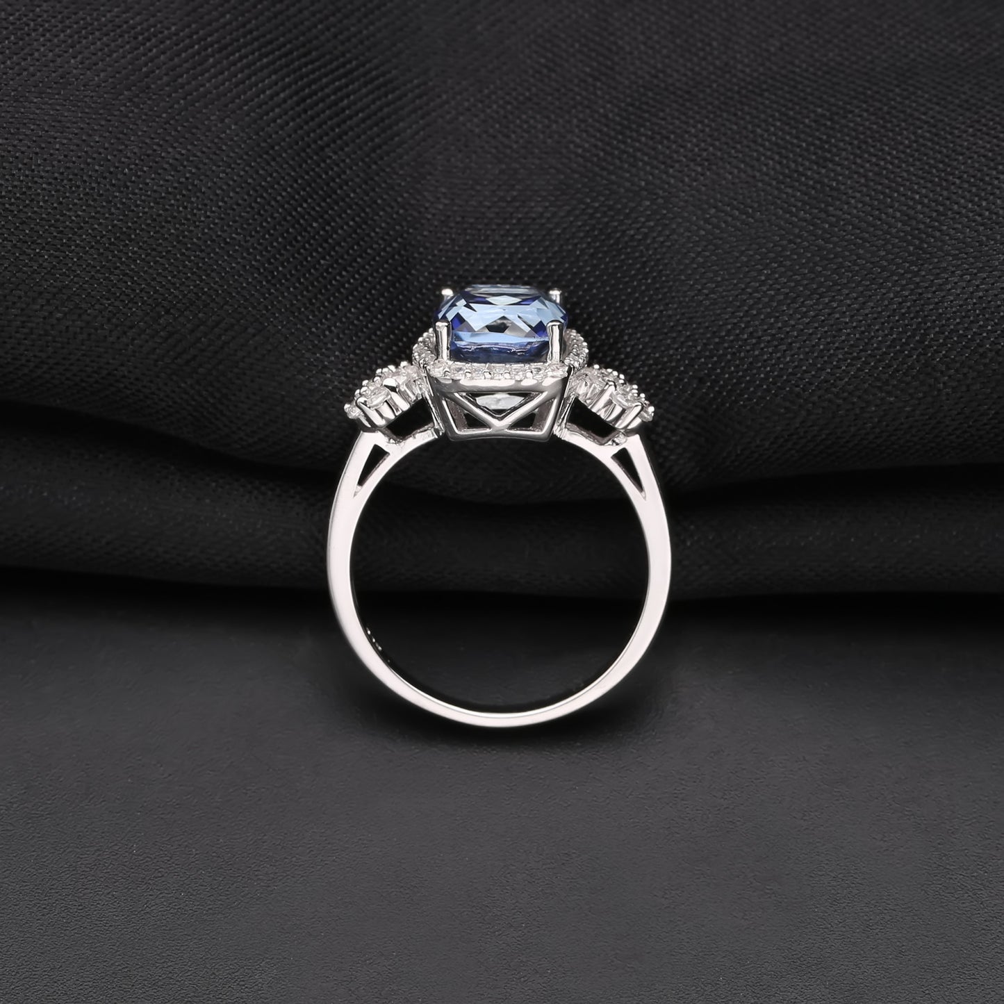 Classic Vintage Luxury S925 Silver Inlaid Laminated Crystal Ring for Women