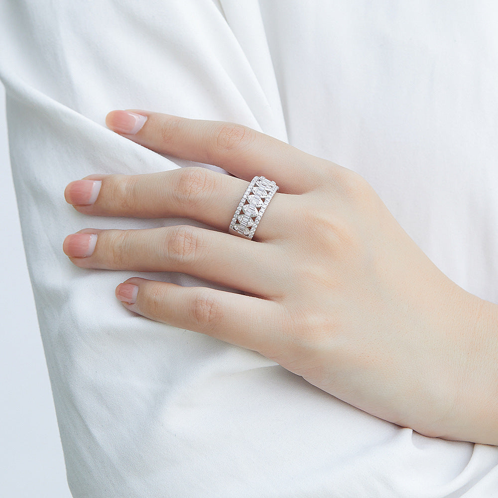 Exaggerated Marquise Shape with Zircon Silver Ring for Women