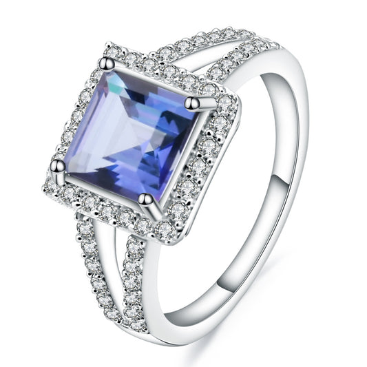Fashion Style Inlaid Crystal Soletes Halo Square Silver Ring for Women