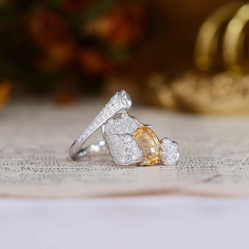 Natural Yellow Crytal 7*9mm Oval Ice Cut Waves Luxurious Silver Ring for Women