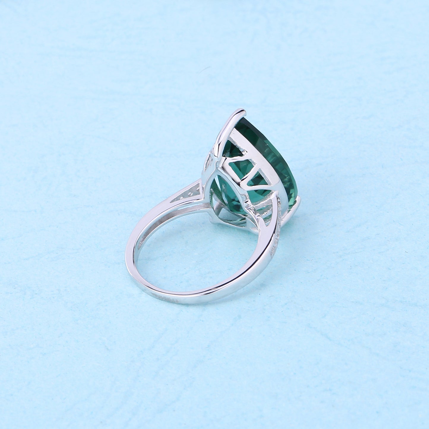 S925 Silver Inlaid Green Crystal Ring for Women