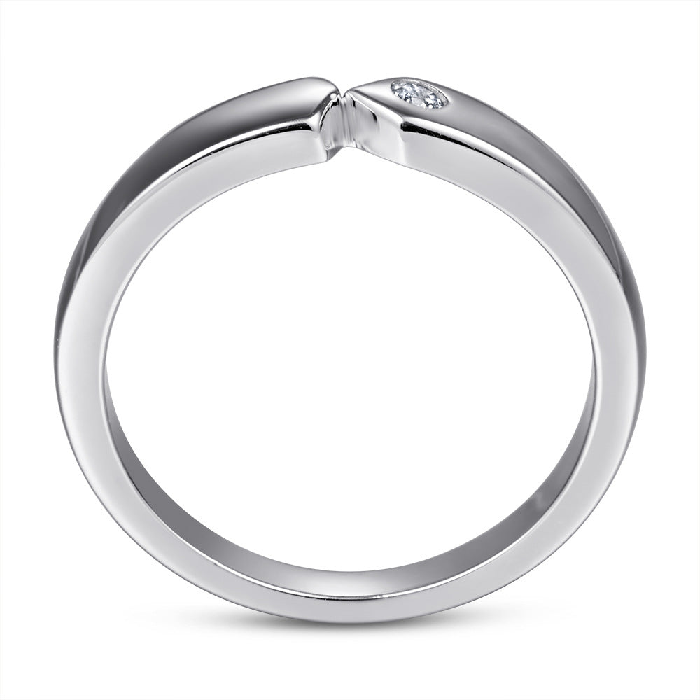 Round Zircon Smooth Silver Ring