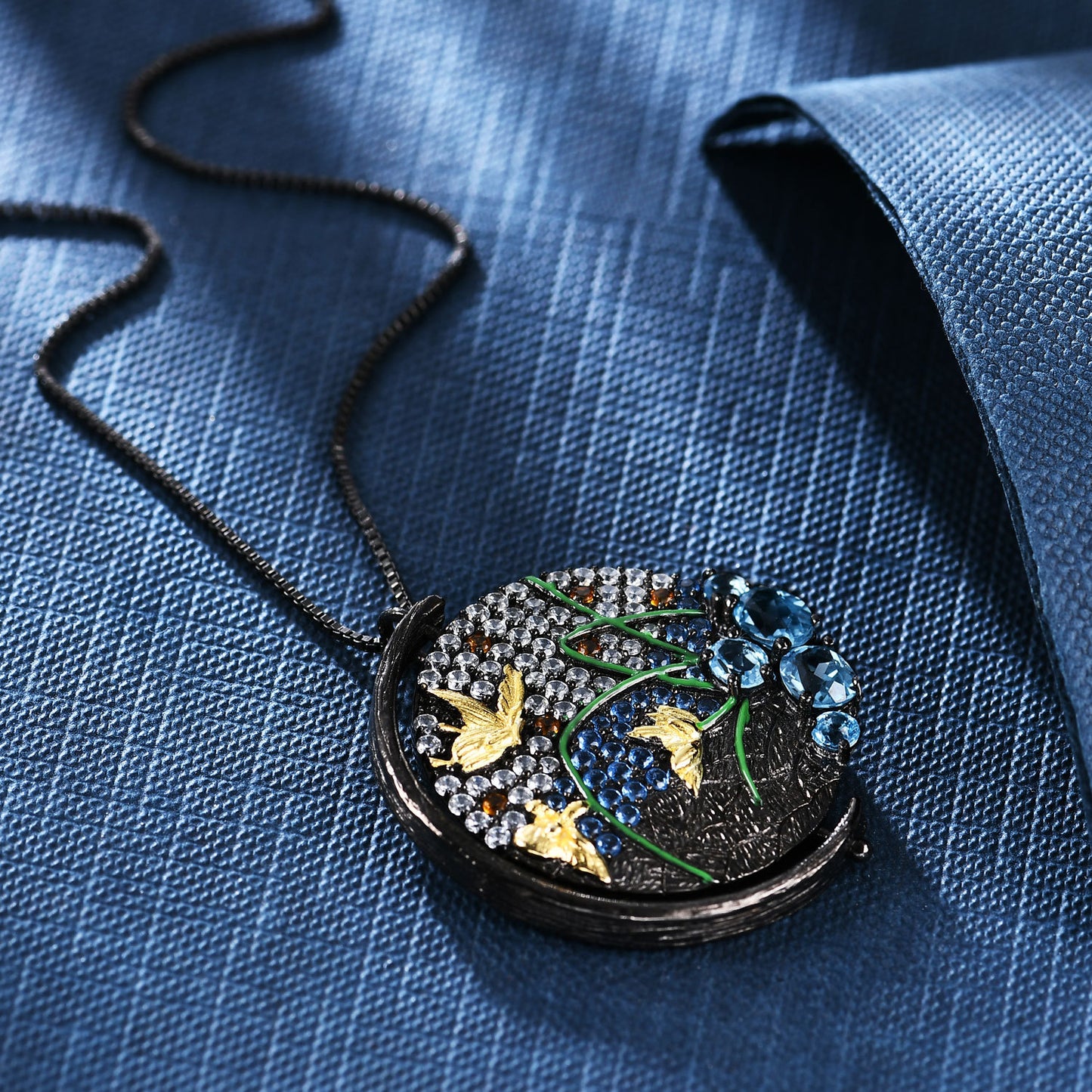 Italian Crafts Natural Style Pattern Retro Jewelry Design Inlaid Colourful Gemstones Butterfly In Garden Pendant Silver Necklace for Women
