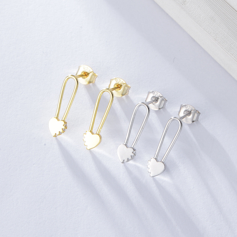 Heart-shaped Paper Clip Silver Studs Earrings for Women