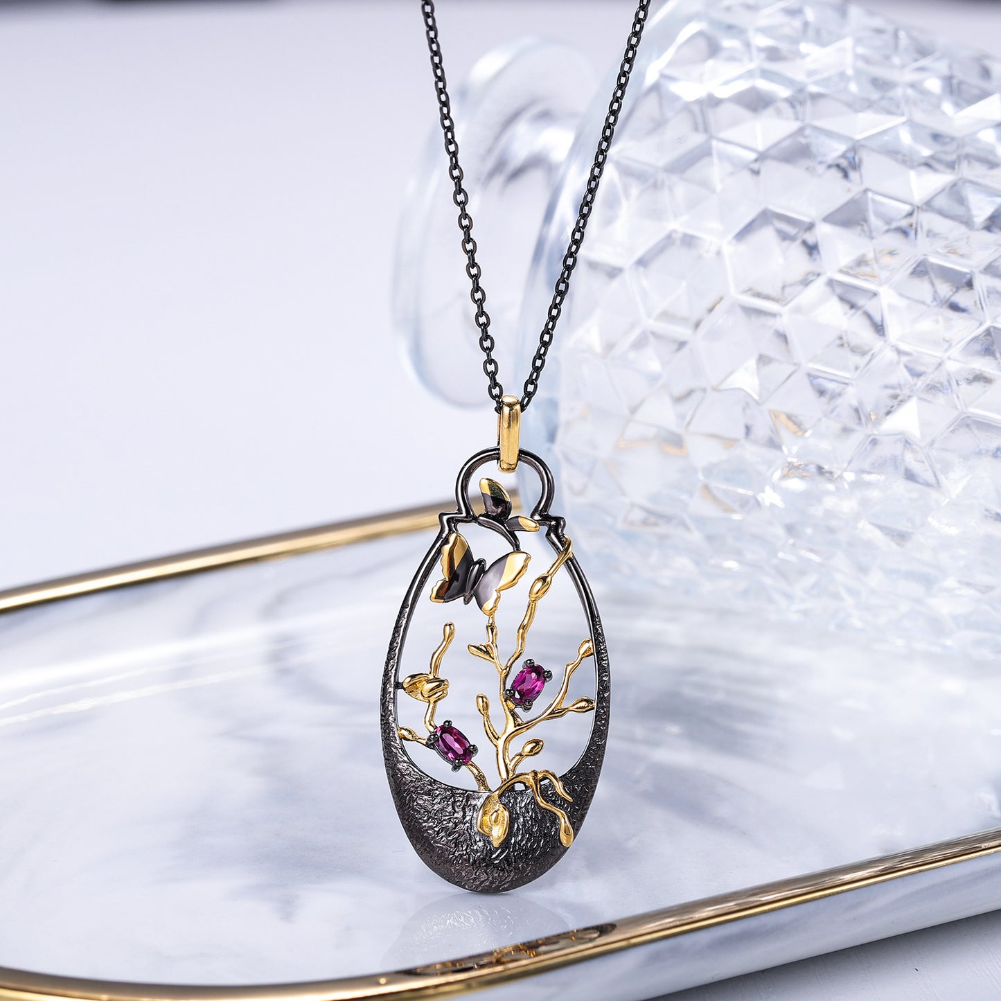 Light and Luxury Design Natural Rose Garnet Butterfly and Flower Pendant Silver Necklace for Women
