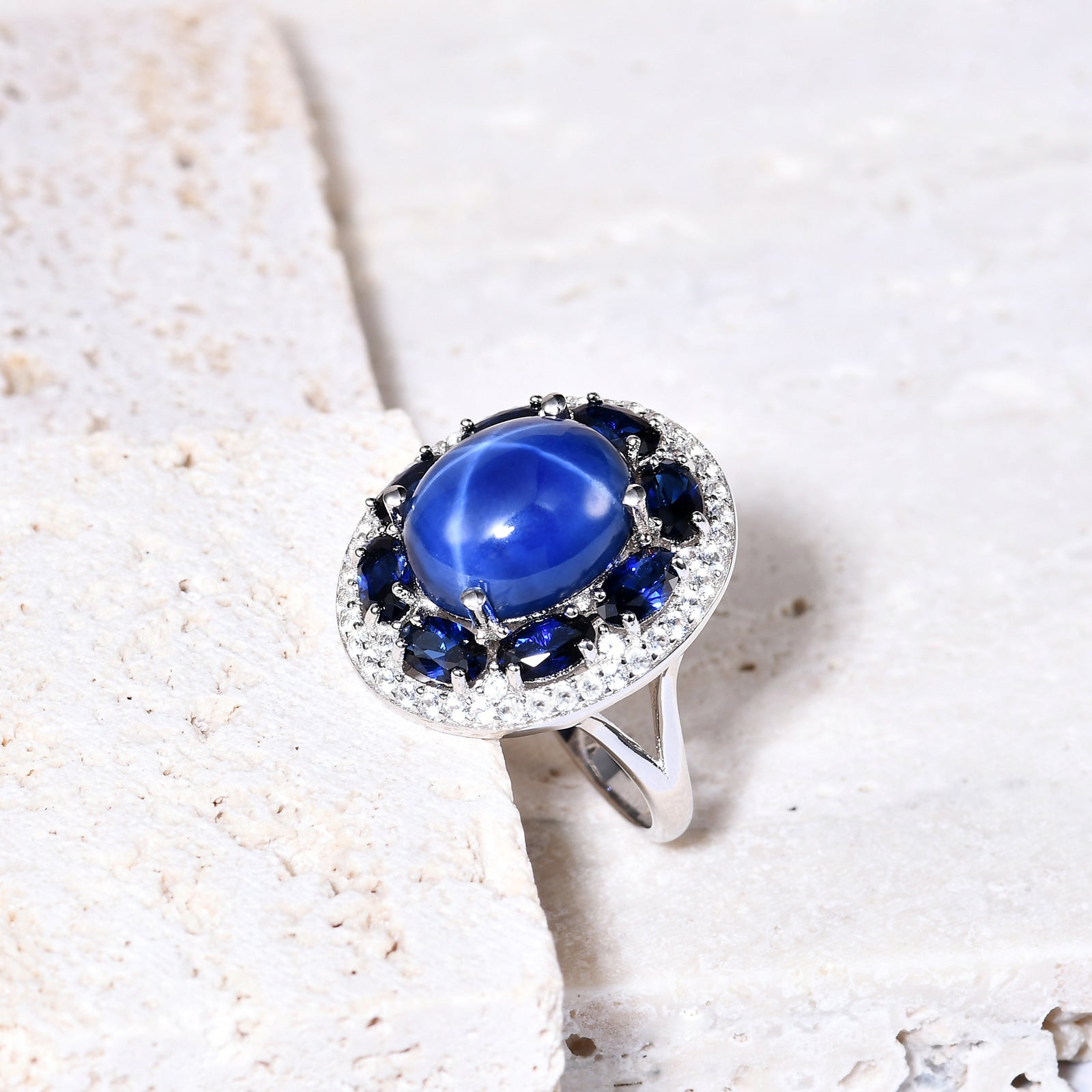 European and American Design Luxury Six Starlight Inlaid Sapphire Soleste Halo Silver Ring for Women