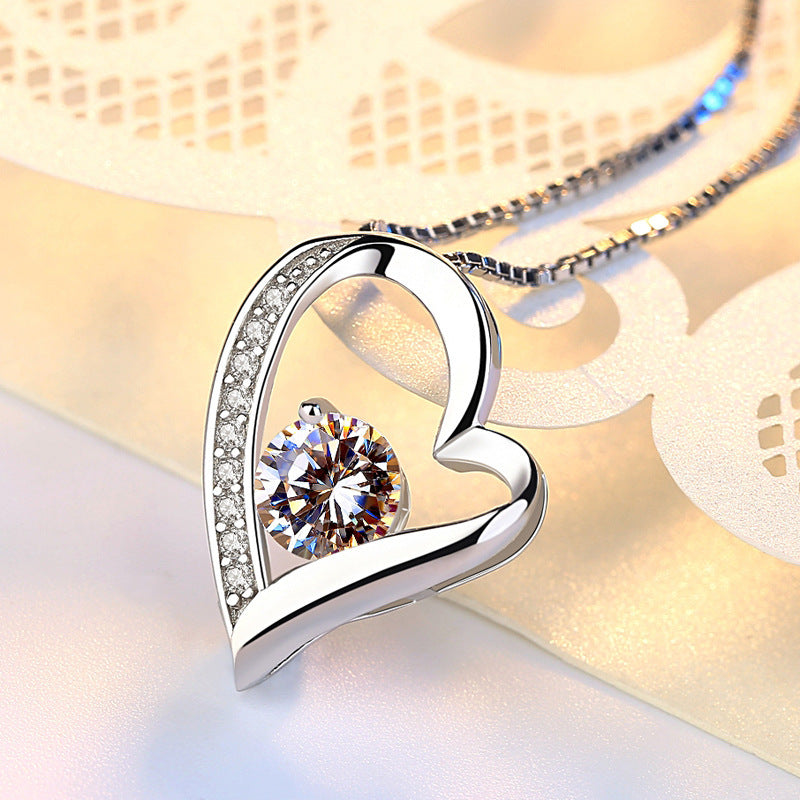 (Pendant Only) Valentine's Day Gift Love-shape with Zircon Silver Pendant for Women