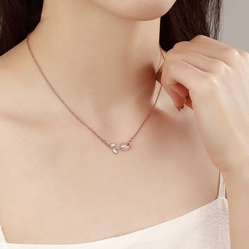 Tulip with Zircon Pendant Silver Necklace for Women