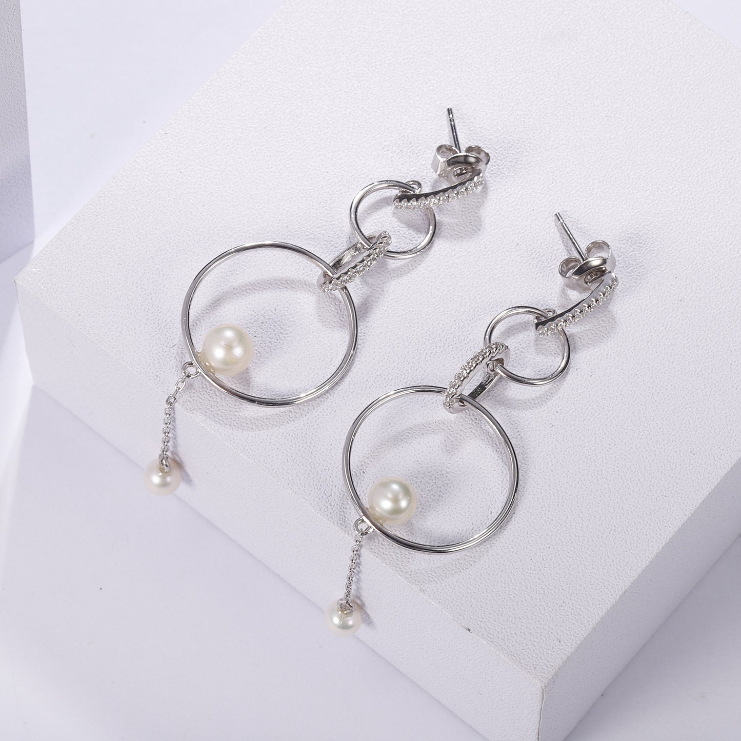 Interlocking Design 925 silver Natural Freshwater Pearl Drop Earrings for Women