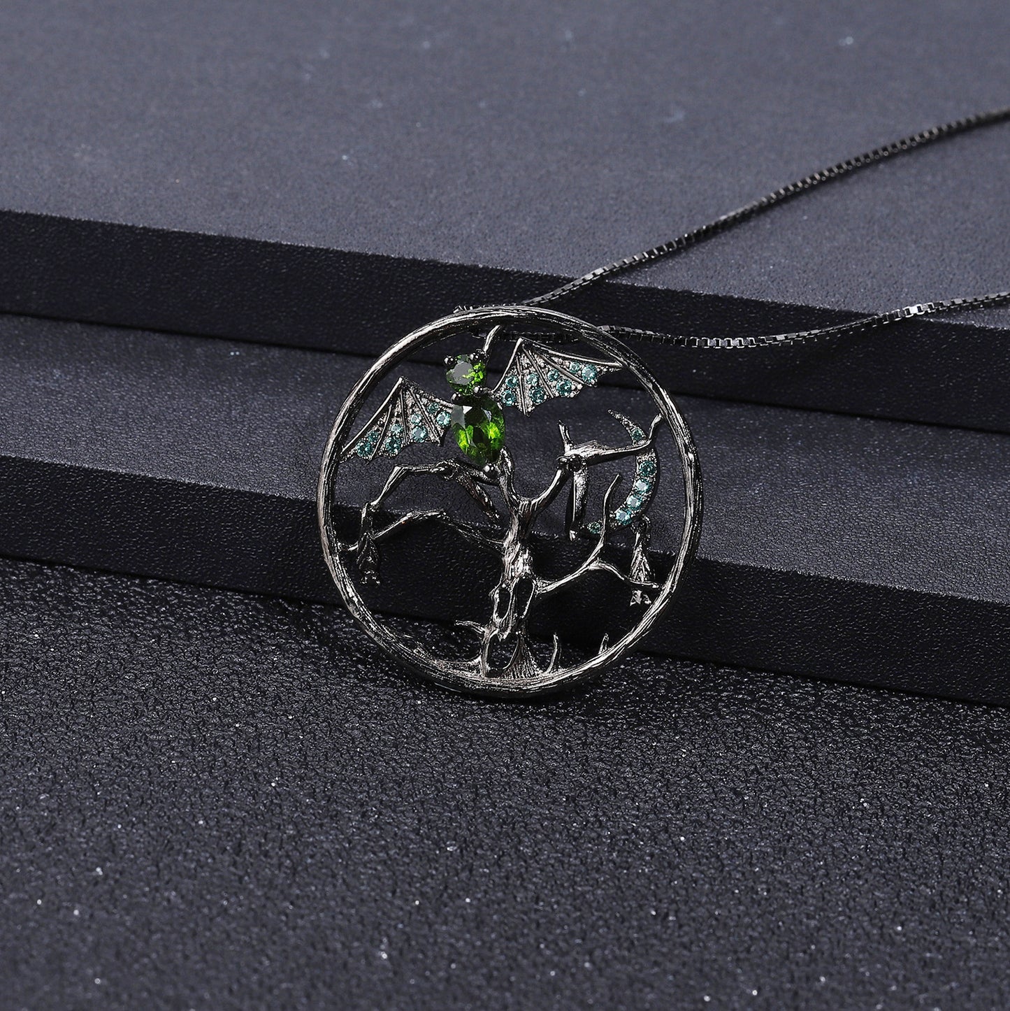 Dark Retro Design  Inlaid Green Agate with Natural Gemstone Bat Pendant Silver Necklace for Women