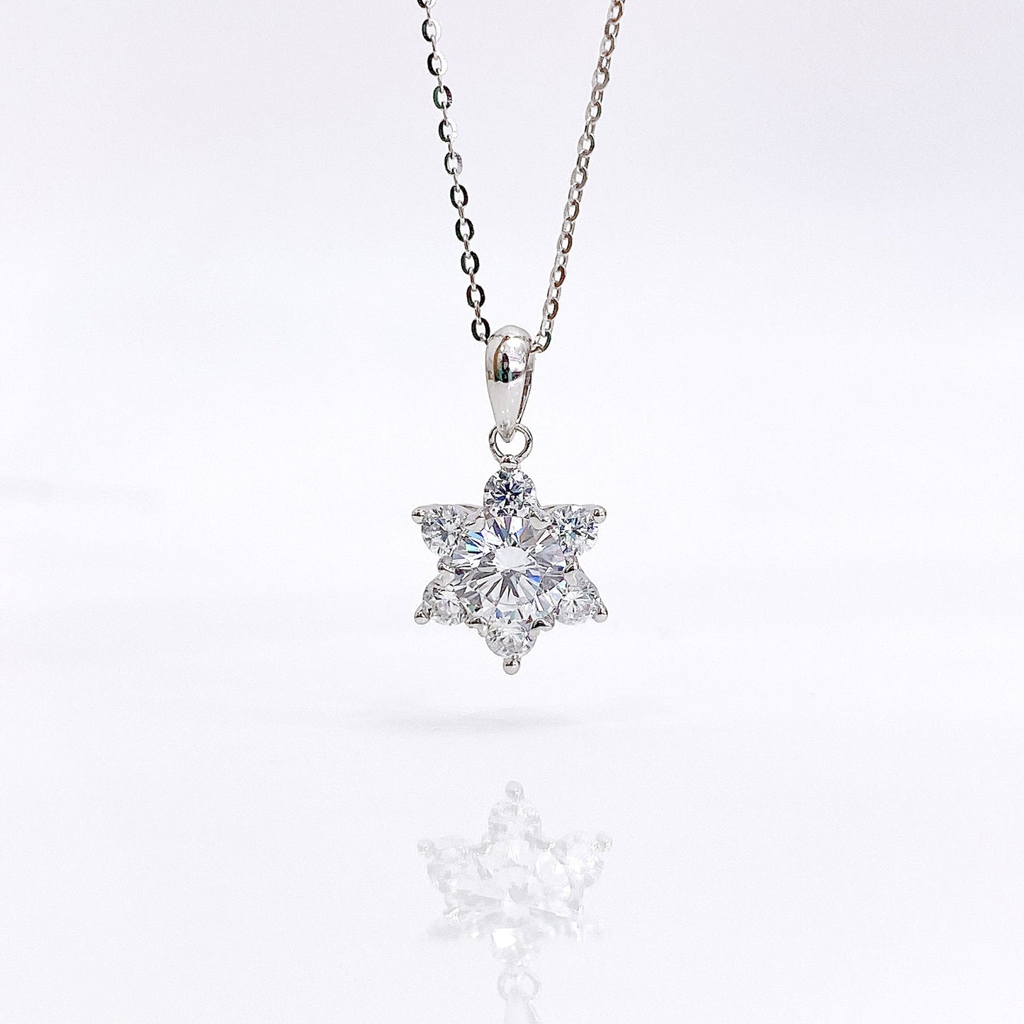 Round Zircon Hexagram Pendant Silver Necklace for Women