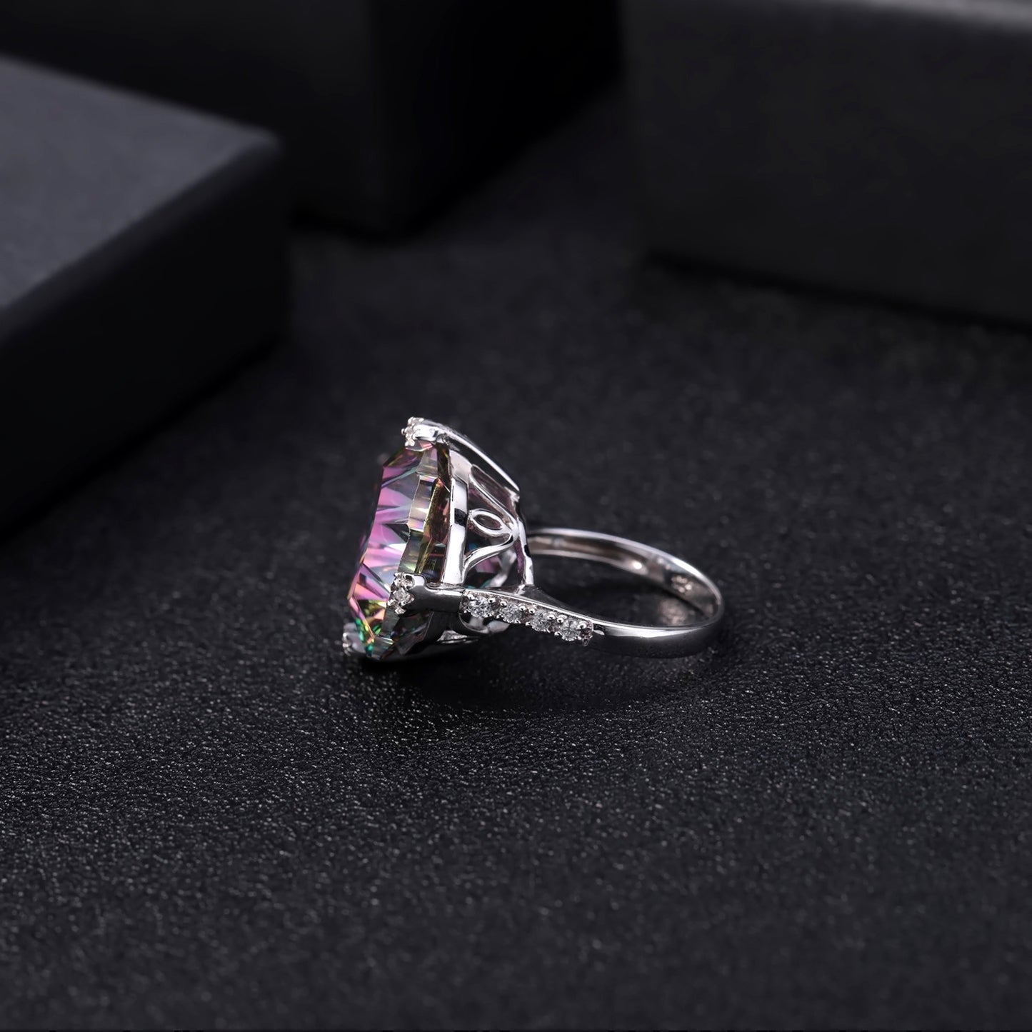 Luxury S925 Silver Colored Crystal Ring for Women
