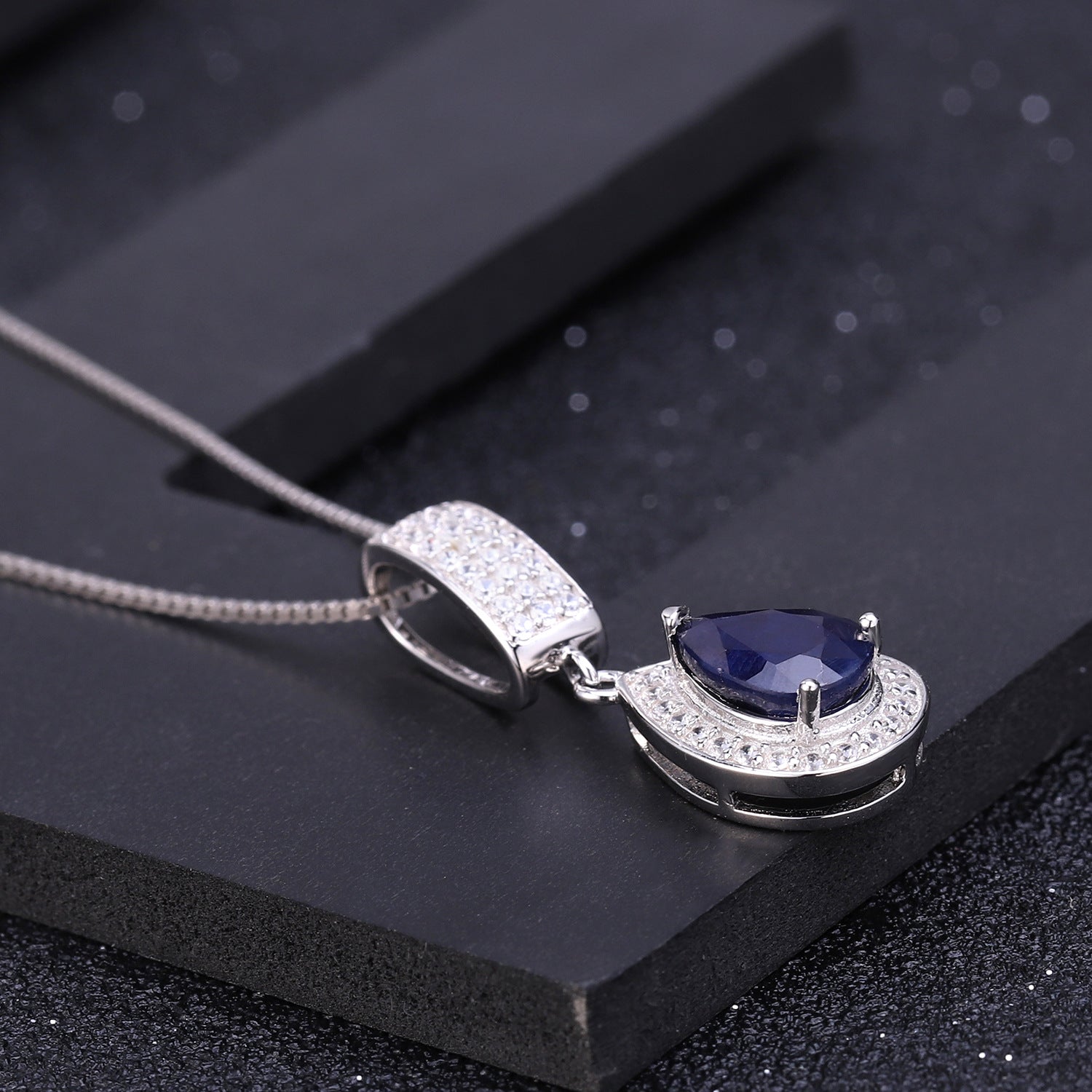 European Fashion Creative Style Inlaid Sapphire Soleste Halo Pear Drop Pendant Sterling Silver Necklace for Women