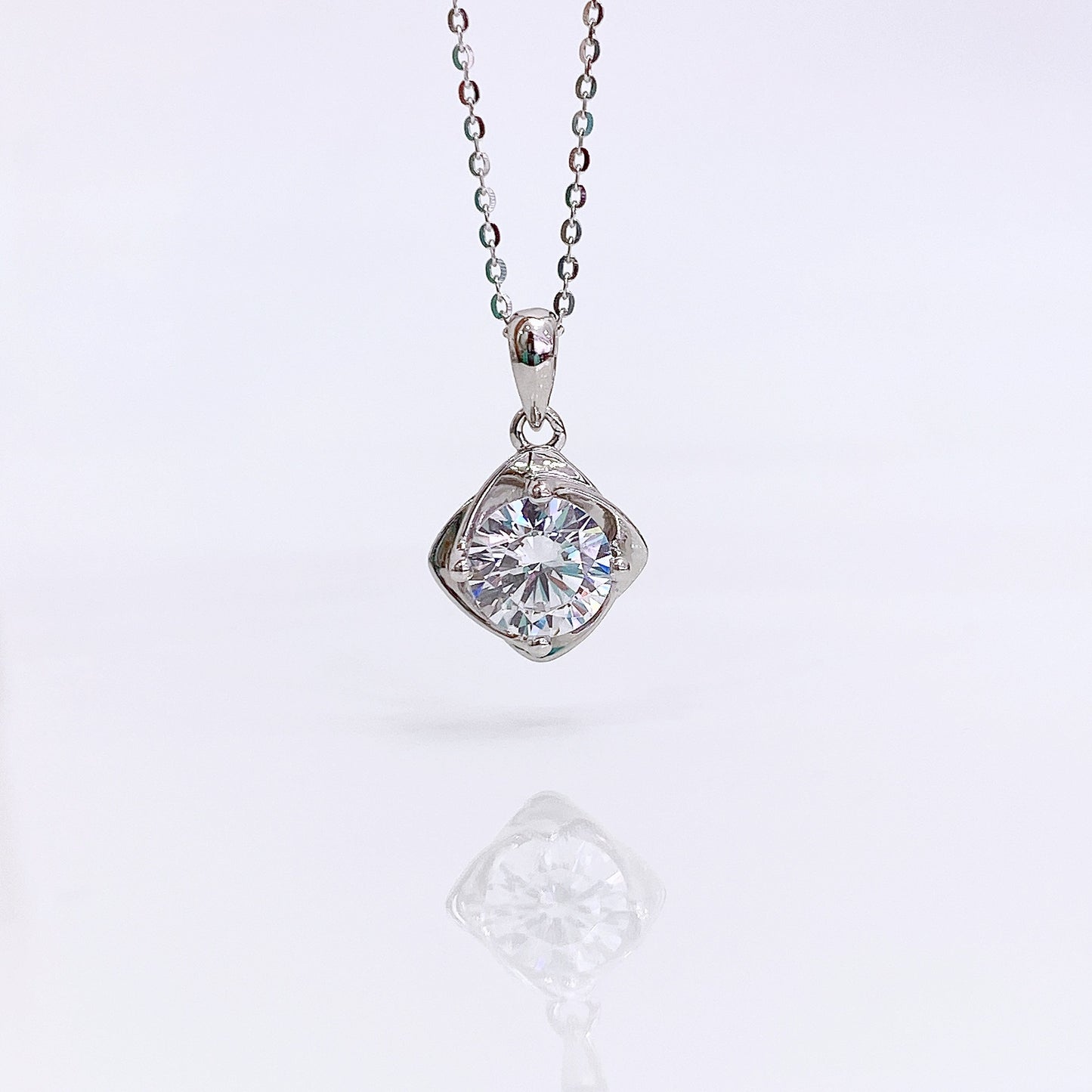 Four Prongs Round Zircon Windmill Pendant Silver Necklace for Women